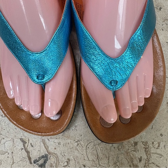 Hera Leather Thong Sandal Flat By Juli Size 9 - Picture 5 of 7